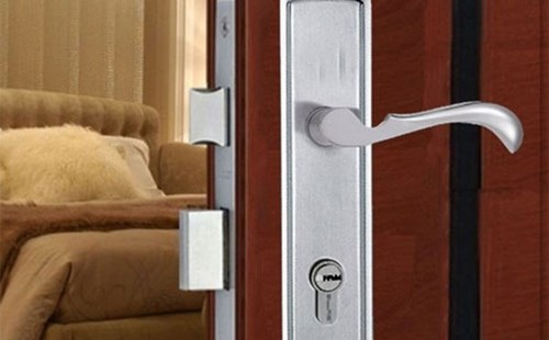 六安配汽車(chē)鑰匙(防盜門(mén)換鎖電話)